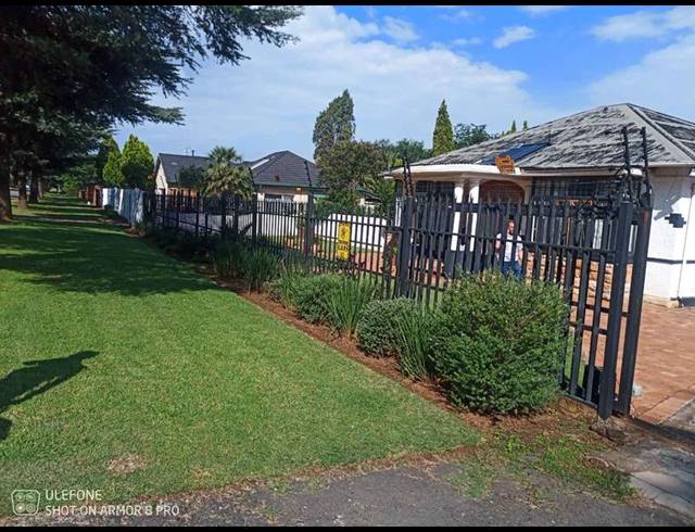 3 BEDROOM HOUSE FOR SALE IN NORTHMEAD